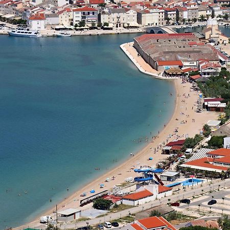 Apartments By The Sea Pag - 16100 파그 외부 사진