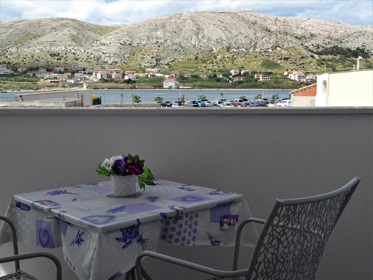 Apartments By The Sea Pag - 16100 파그 외부 사진
