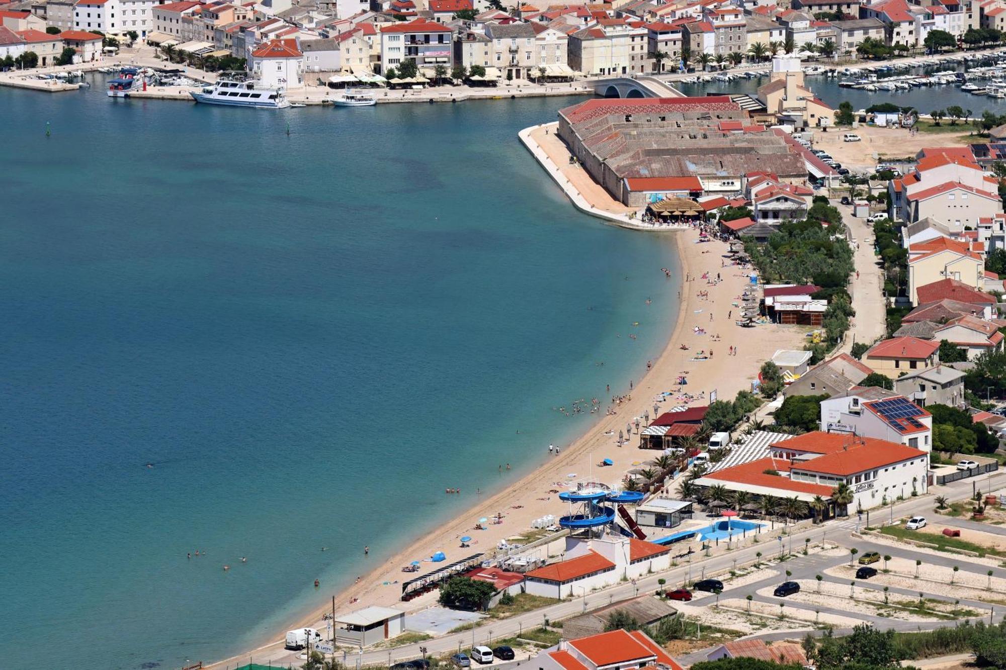 Apartments By The Sea Pag - 16100 파그 외부 사진